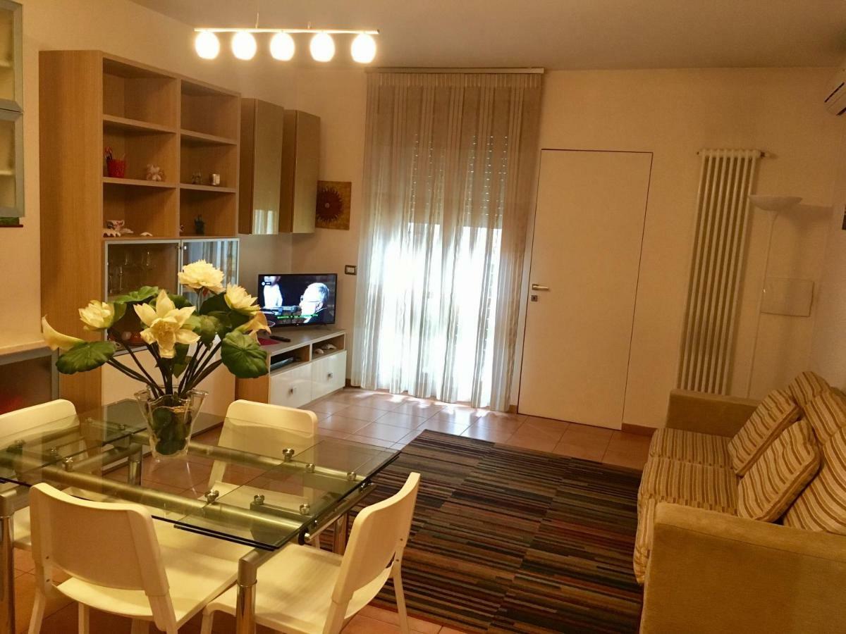 La Casa Di Manolo Apartment Bologna Bagian luar foto